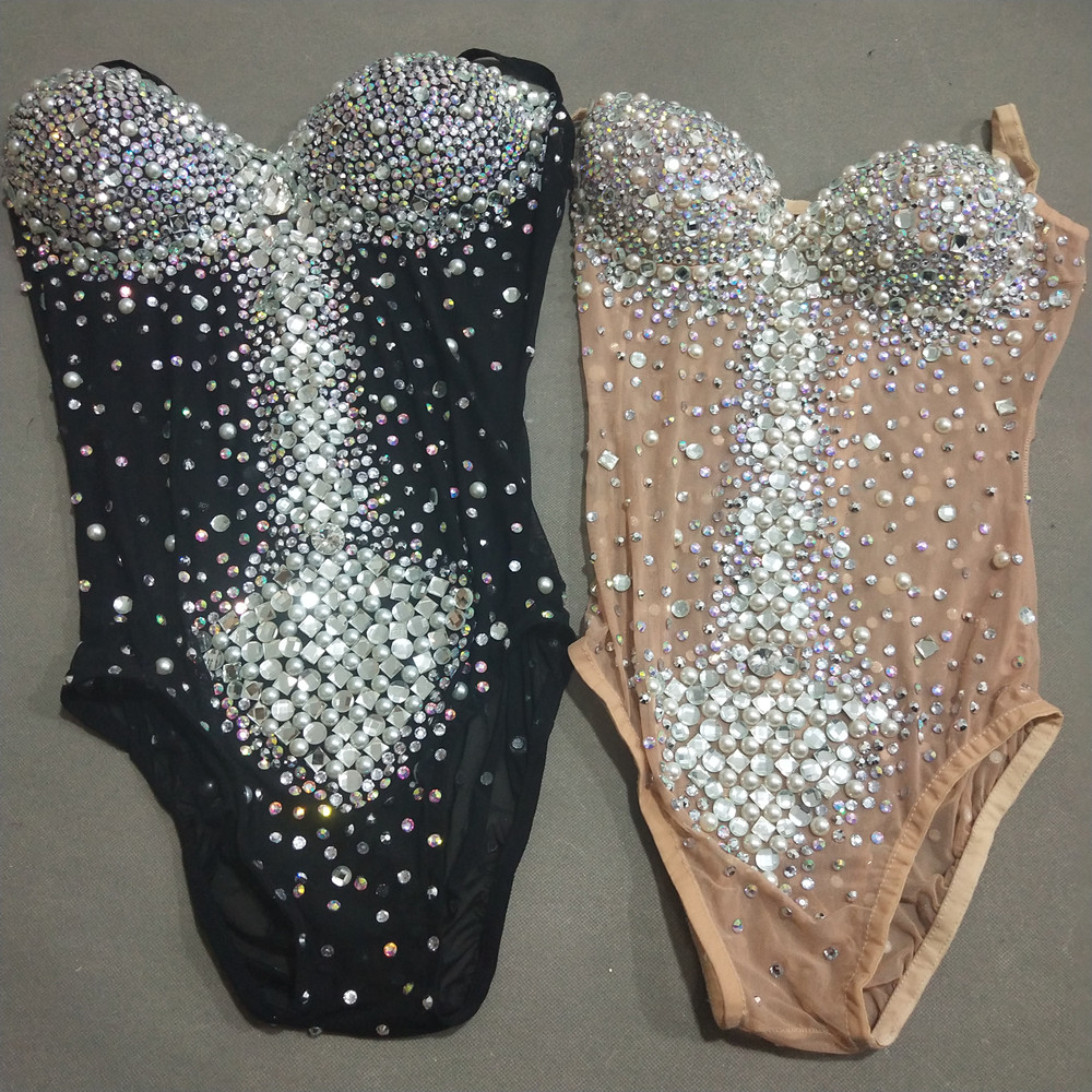 Sexig Crystal Leotard Stage Wear V Neck Se genom pärlor Rhinestones Bodysuit ärmlös Mesh Nightclub Bar DJ Singer Dance Costume Party Show Performance Tights