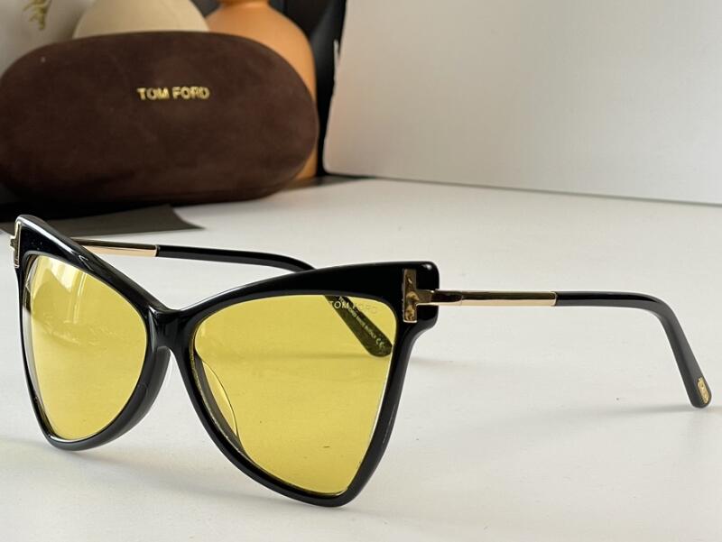 5A Eyeglasses TF FT0767 Cat Eye Eyewear Discount Designer Sunglasses For Men Women 100% UVA/UVB With Glasses Bag Box Fendave