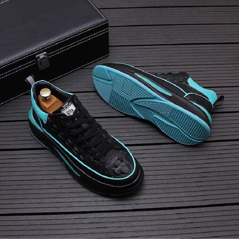 Scarpe casual sportive traspiranti da uomo di moda personalità di tendenza versione coreana scarpe da tavola giovani con suola spessa sneakers marea D2H52