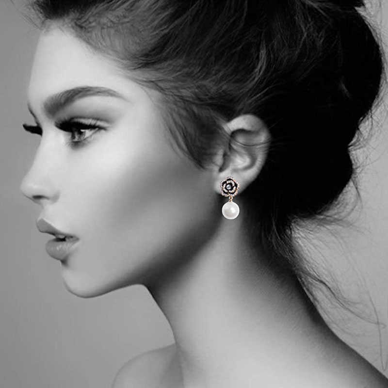 Pins Needles Designer imite les boucles d'oreilles pendantes à breloque perle camélia G220523