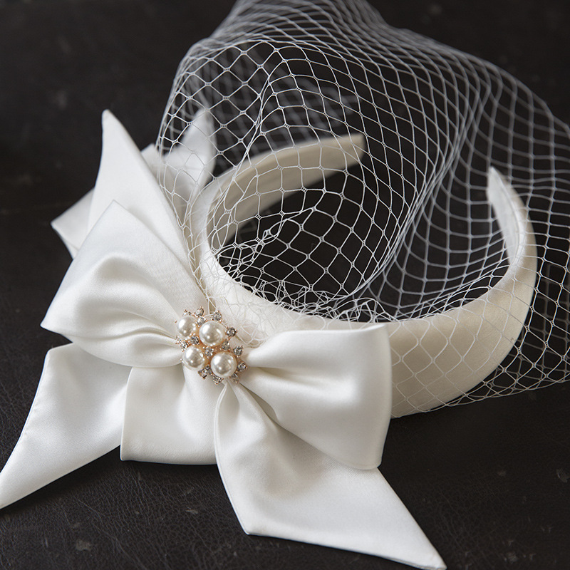 Bowknot Perle Copricapo da sposa in raso Fascia capelli matrimonio con maglia Chic Donna formale Prom Copricapo Copricapo Faccia Birdcage Velo Sposa Accessori capelli CL2288