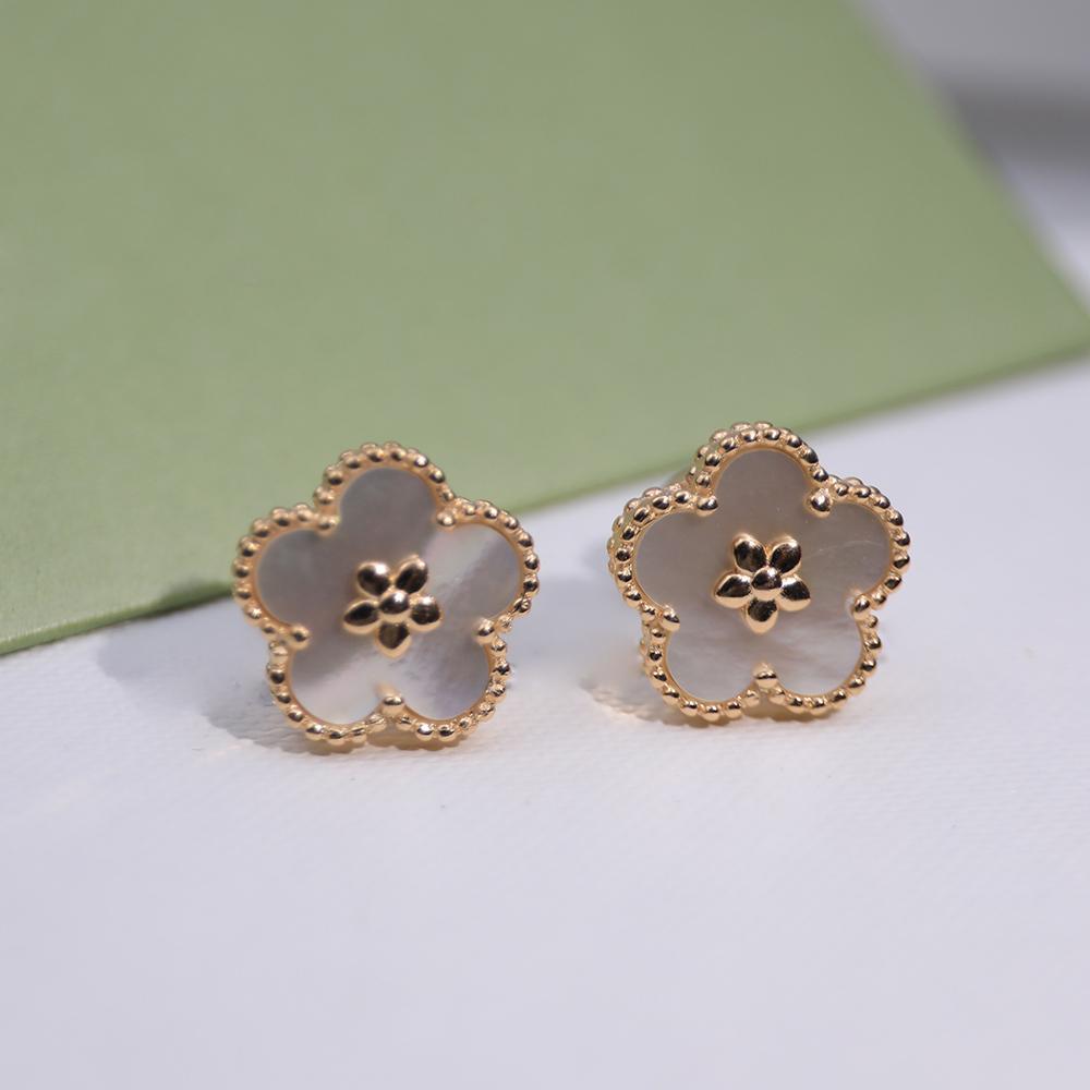 Stud New Models In 2022 Plum Blossom Earrings S925 Full Body Sterling Silver Rose Gold Fritillaria Inlaid Luxury Brand Jewelry Hot