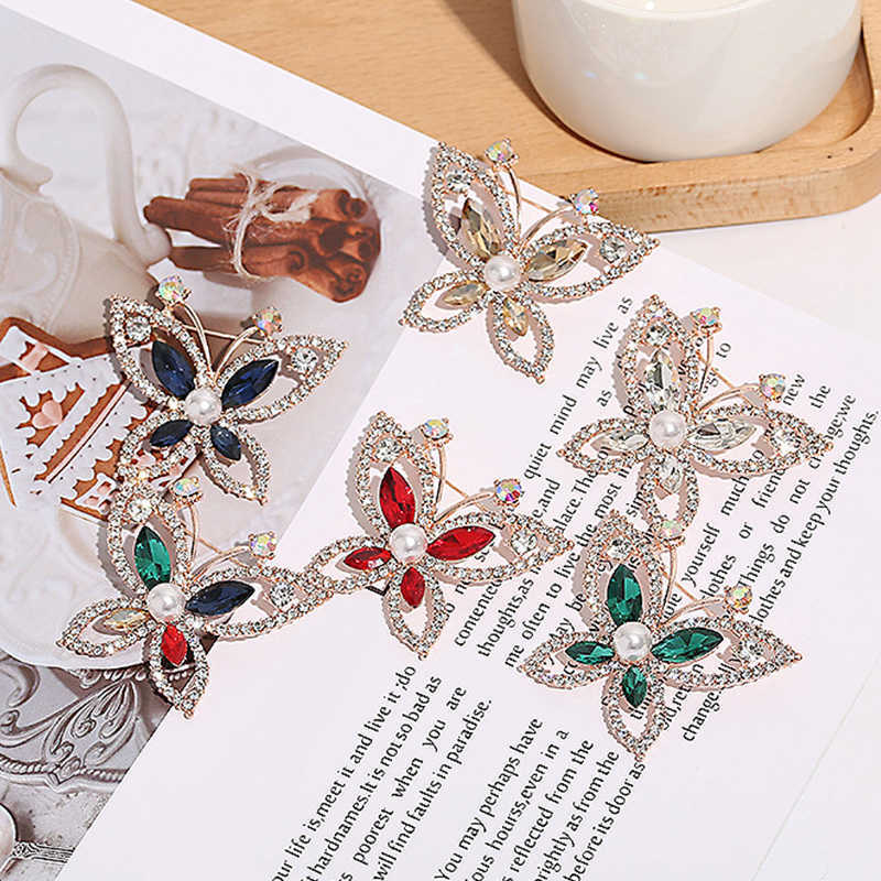 Broches Broches Nouveau Mariage De Luxe Perle Strass Broche Papillon Scintillant Insecte Vêtements Accessoires Broche Femmes G220523