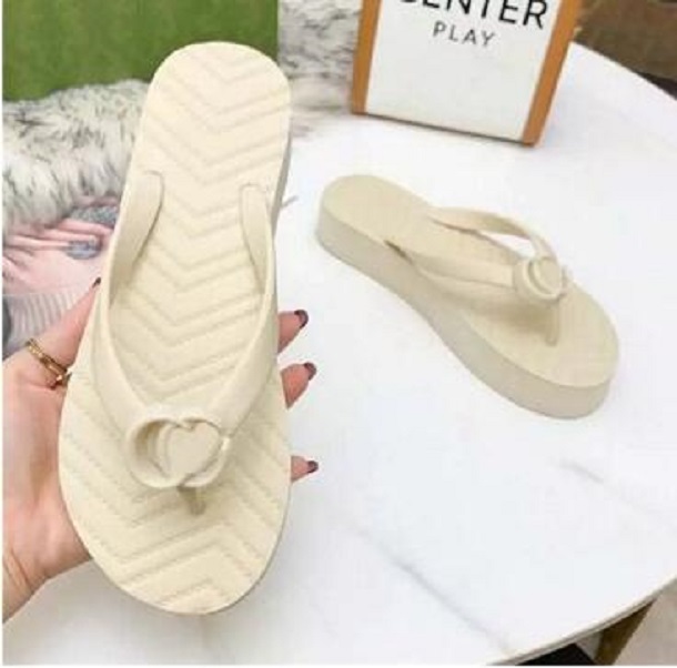 2030 mulher designer de moda senhoras chinelos simples jovens chinelos mocassim sapatos adequados para primavera verão e outono hotéis praias outros lugares 35--42