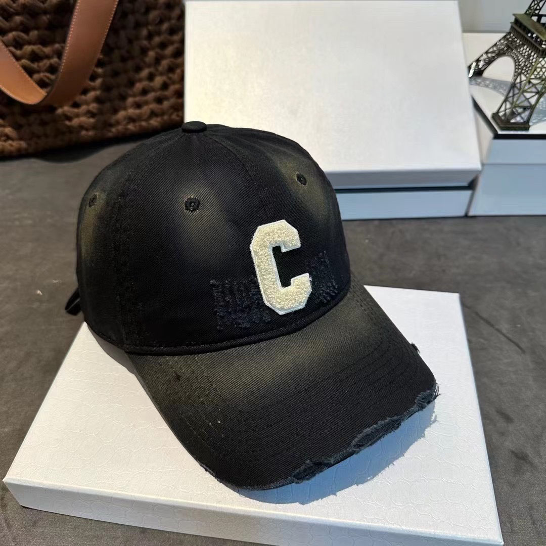 Coppie Estate Arcobaleno Sfumatura di colore Designer Berretto da baseball Donna Vacanze all'aperto Sport Protezione solare Lettera C Ricamo 3D Lavare e indossare Casquette stile