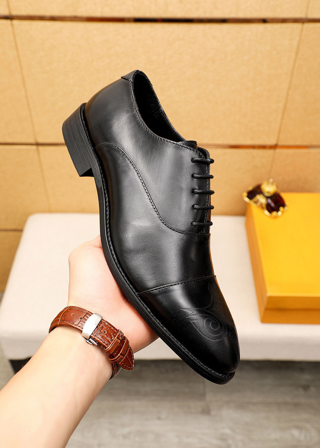 Nieuwe 2023 Men Dress Shoes Fashion Handmade Brogue Party Wedding Oxfords Heren Brandontwerper Lace Up Formele Flats Maat 38-46