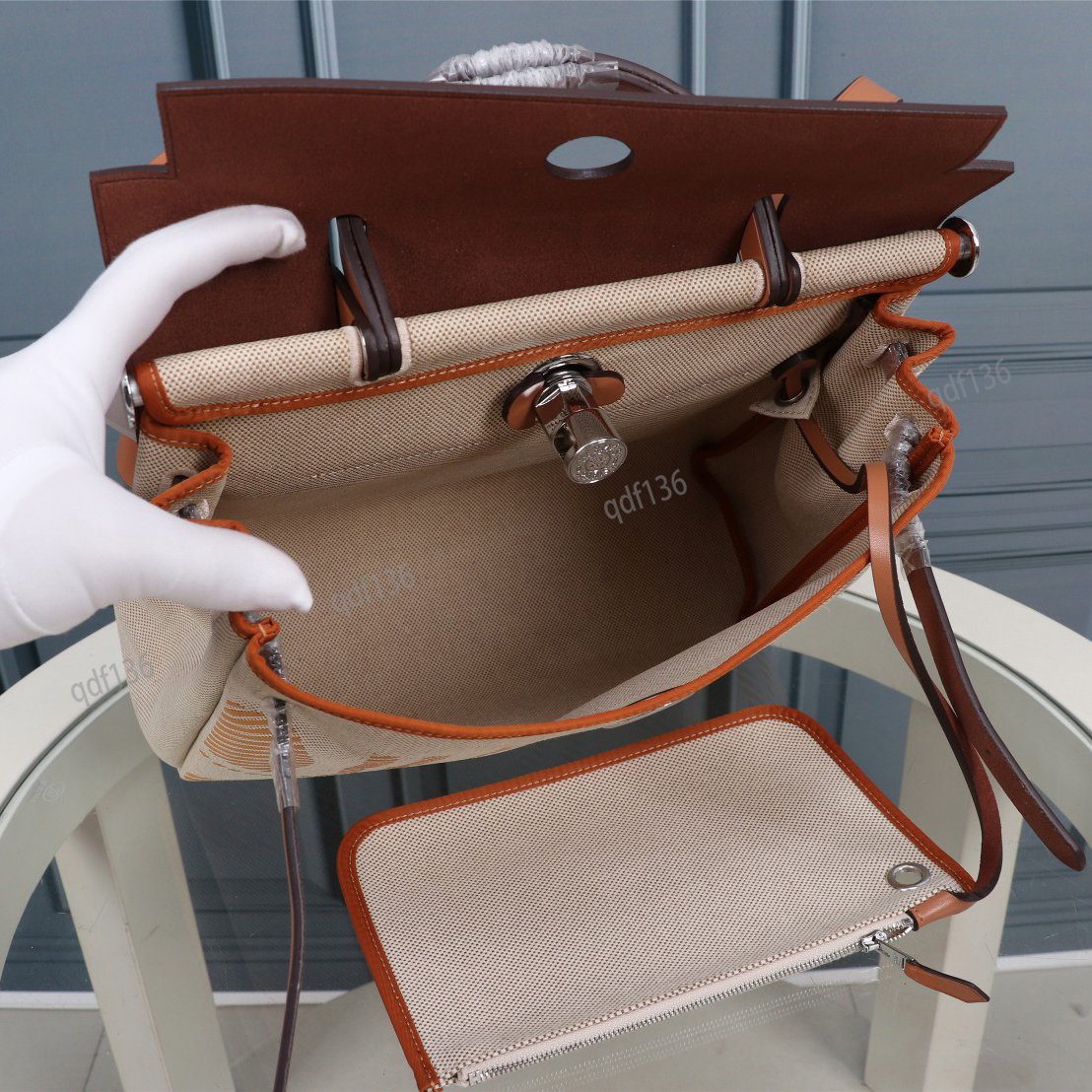 Lyxdesigners väskor högkvalitativa handväskor tygväska hobo purses nylon kedja lady handväska crossbody axel grossist totes mode plånbok 2 stycke kvinnor väska