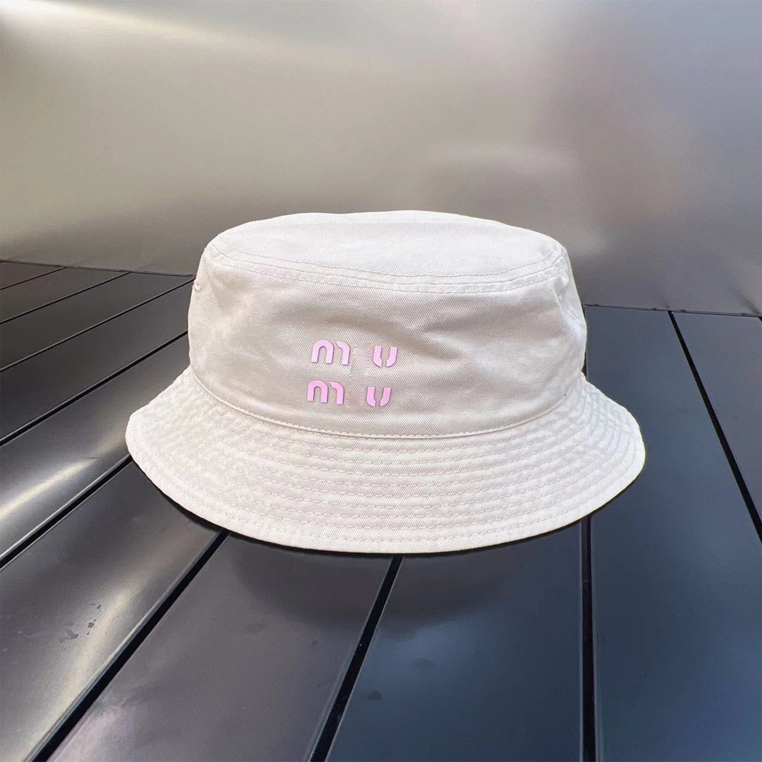 Cappello a secchiello di design color caramella Vacanze estive da donna Viaggi Sport Stampa di lettere Protezione solare Cappelli a tesa larga traspiranti in i