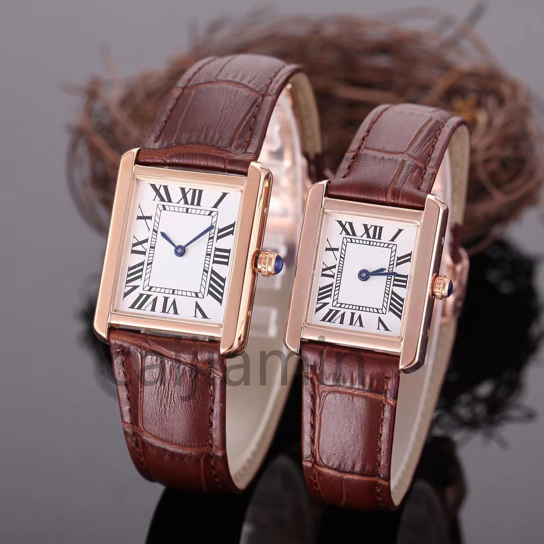 女性が女性の時計を監視する男性Quartz Luxury wristwatch Rectangle Small Dialener Watch Leather Strap Watch高品質235x