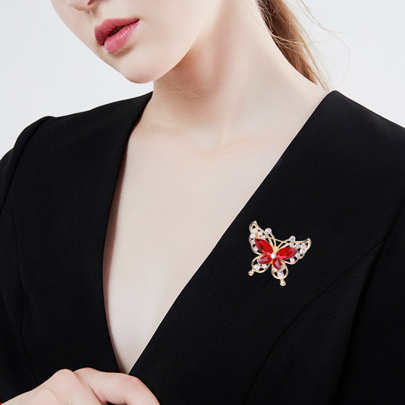 Brooch Fashion Beauty Women Gold Zinc Alloy Crystal Flower Butterfly Insect Pins