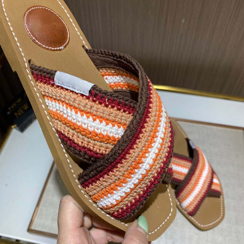 Famoso Slide Sandal Designer Canvas Chinelos Sandálias Femininas Woody Mule Flat Sandels Slides Sapato Feminino Casaco de Praia Sandales Chinelo Luxuoso para Mulher