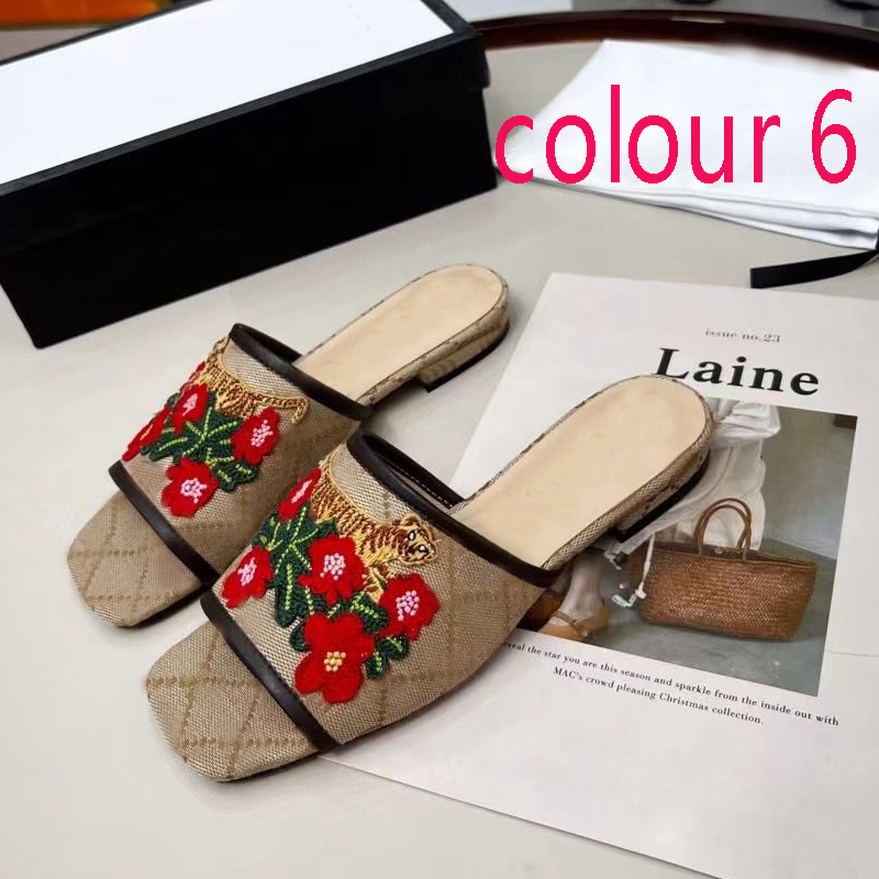 Classic designer slipper women beach slippers leather letter lady Flat shoe Metal buckle Slides summer woman shoes Lazy Sandals Large size 34-41-42 us4-us11 With box
