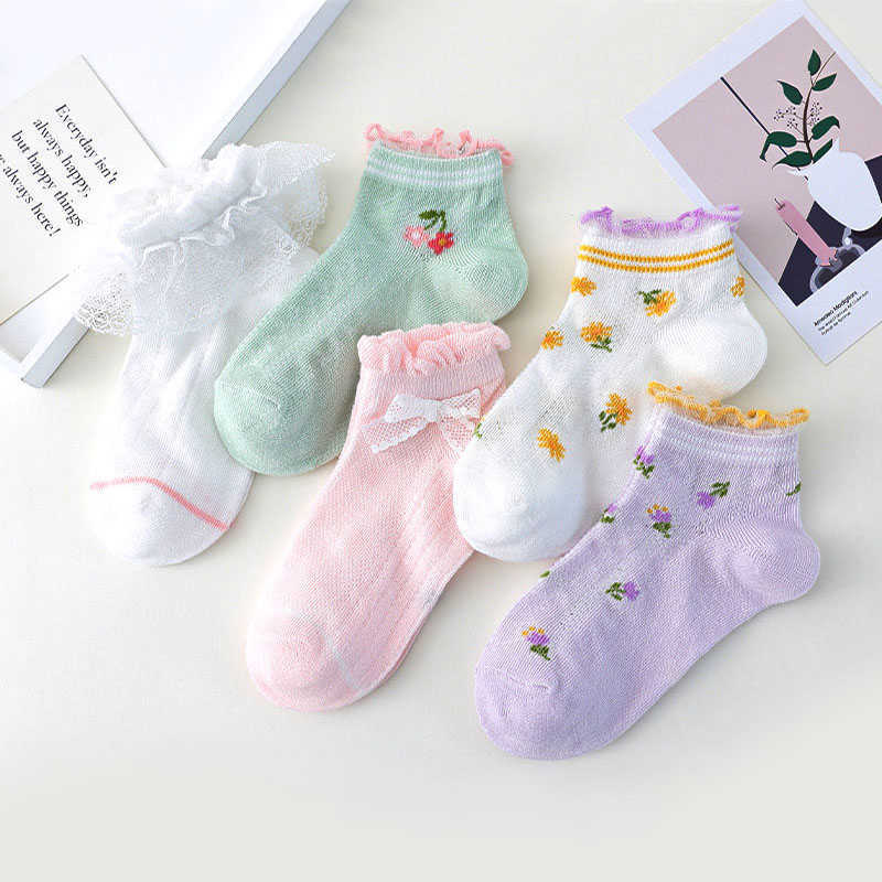 Socks Girls '5 par/batch vår- och sommar bomullsbarnstrumpor Söta lavendelblomma mönster G220524