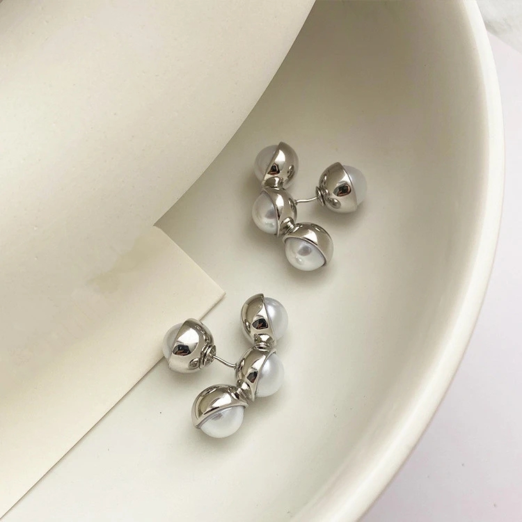 Orecchini di moda metallici di perle di piselli creativi gioielli di orecchini multifunzionali di personalità delle donne