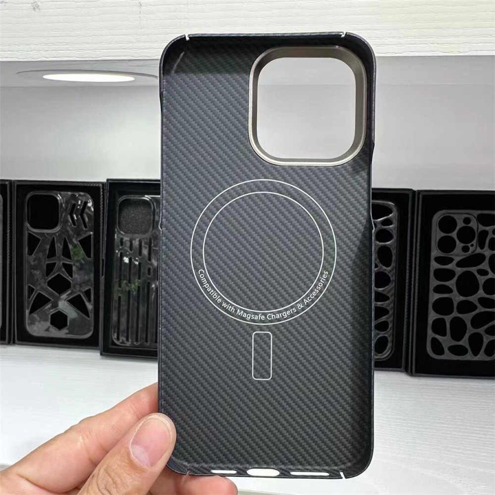 iPhone 14 13 Pro Max Metal Ringワイヤレスカバー用の磁気本物の実炭素繊維アラミドケース