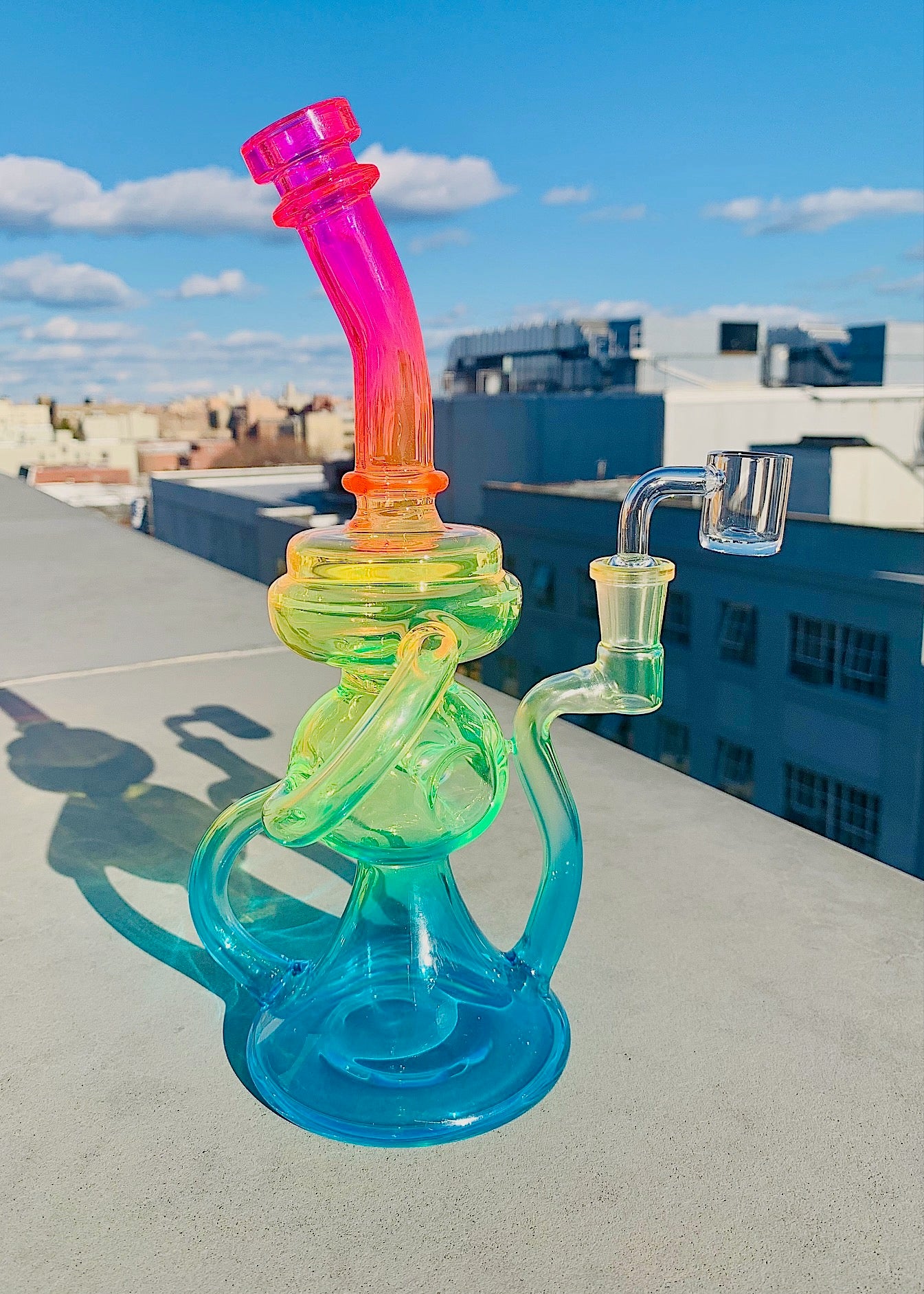 Klein Heady Bong Fab Egg Incycler Rainbow Colorful Hookah Glass Bong Dab Rig Recycler Pipes Water Bongs rökrör 14,4 mm Kvinnlig fog med vanlig skål