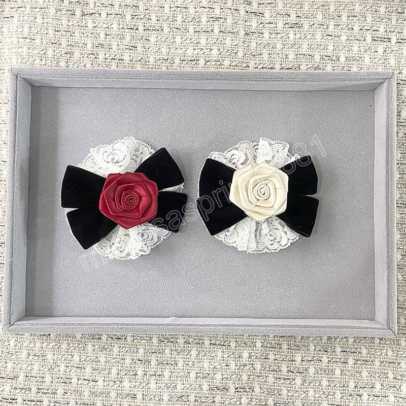 Tissu Rose Fleurs Broches Pour Femmes Élégant Dentelle Ruban Velours Arc Corsage Rétro Fête De Mariage Manteau Robe Broche Décor