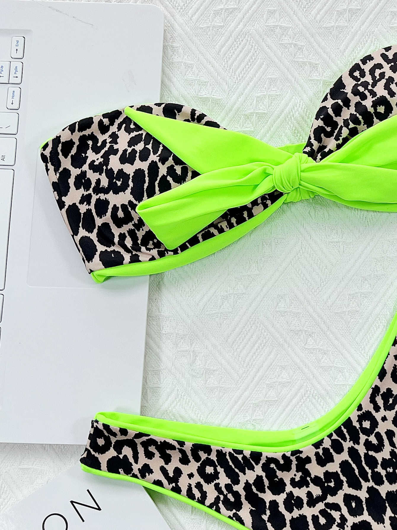 Opard Print 2023 da donna New Sexy Bikini con cinturino in contrasto verde neon a contrasto XMC560W P230525