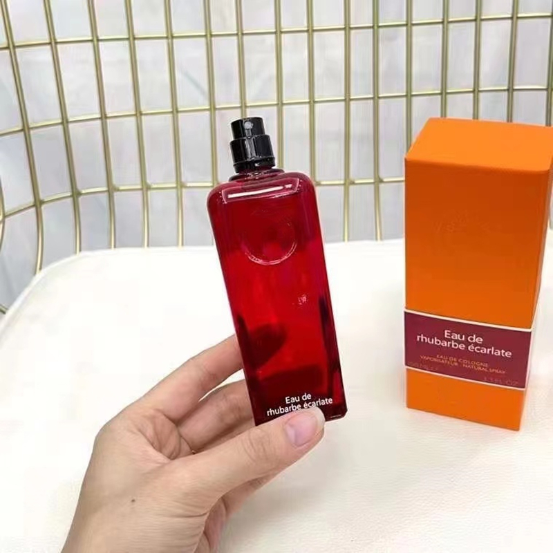 100ml Good Quality Perfume Fashionable Oud Perfume Body Spray Original Brand Women's Perfume present