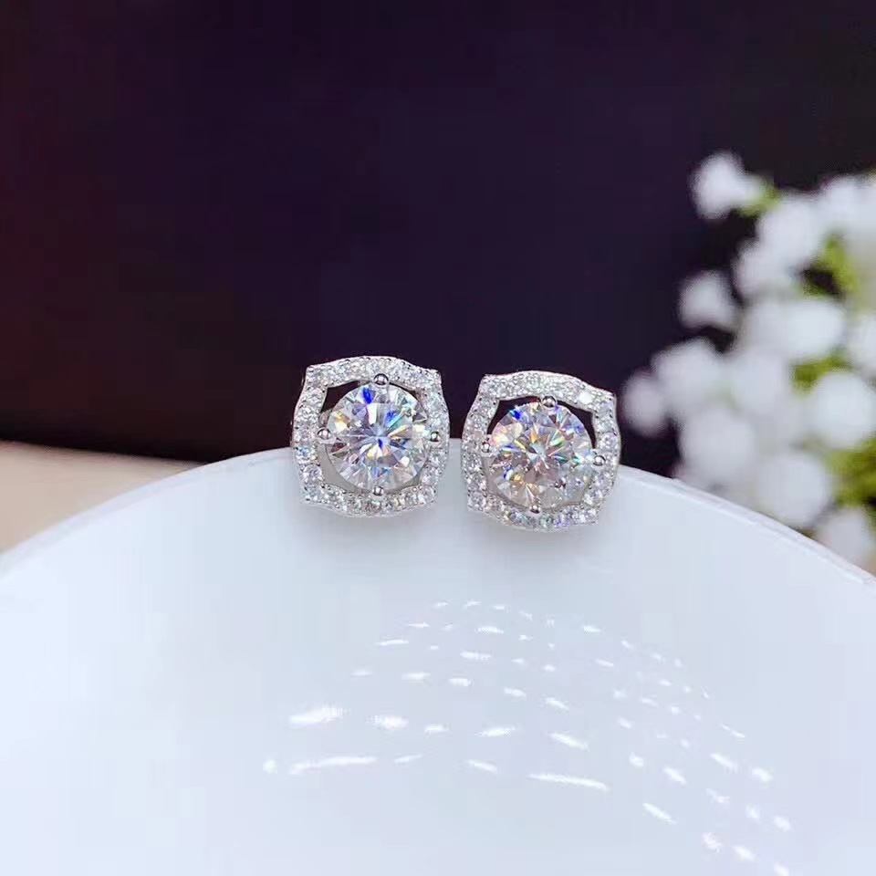 Romantische Moissanite Stud Earring 100% Real 925 Sterling Silver Sieraden Betrokkenheid Bruiloftoorbellen voor vrouwen Bridal Bijou