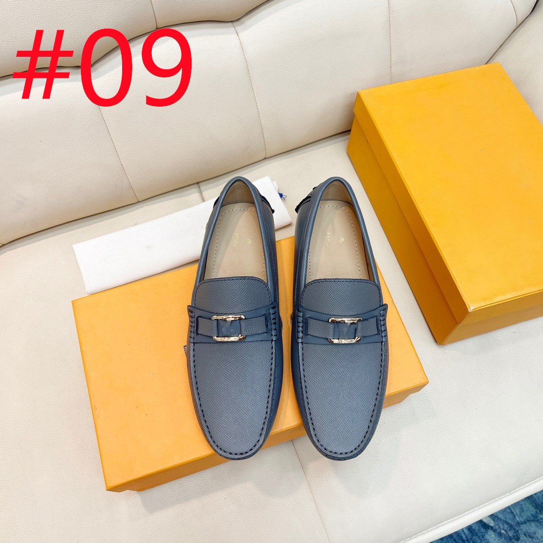 Projektanci mokasyny mężczyźni ręcznie robione skórzane buty swobodne jadące buty do poślizgnięcia się buty Moccasins Boat Buty czarne/białe/niebieskie plus rozmiar 38-46