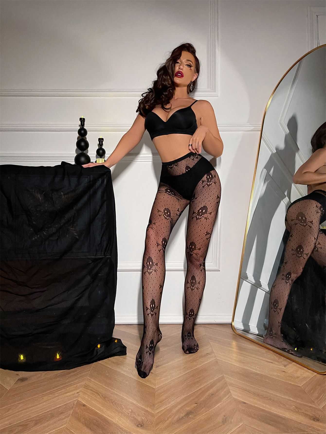 28% OFF Ribbon Factory Store Partenaires intimes féminins chauds Internet pornographique excitant bas de crâne noir chaud Sous-vêtements d'Halloween