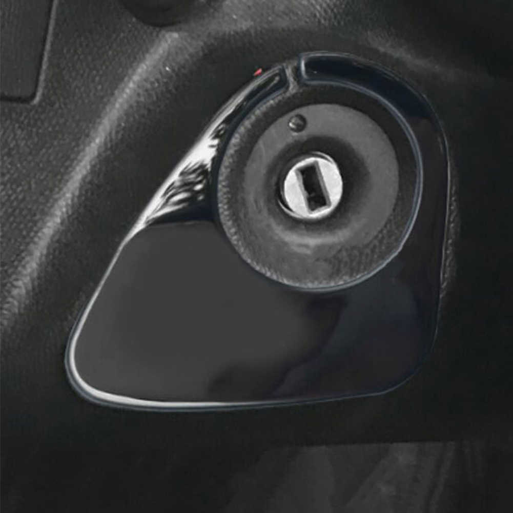 Nieuwe roestvrijstalen auto -ontstekingssleutelring Decoratie omkapjes Pailletten voor Peugeot 2008 208 308 408 508 3008 Auto -accessoires