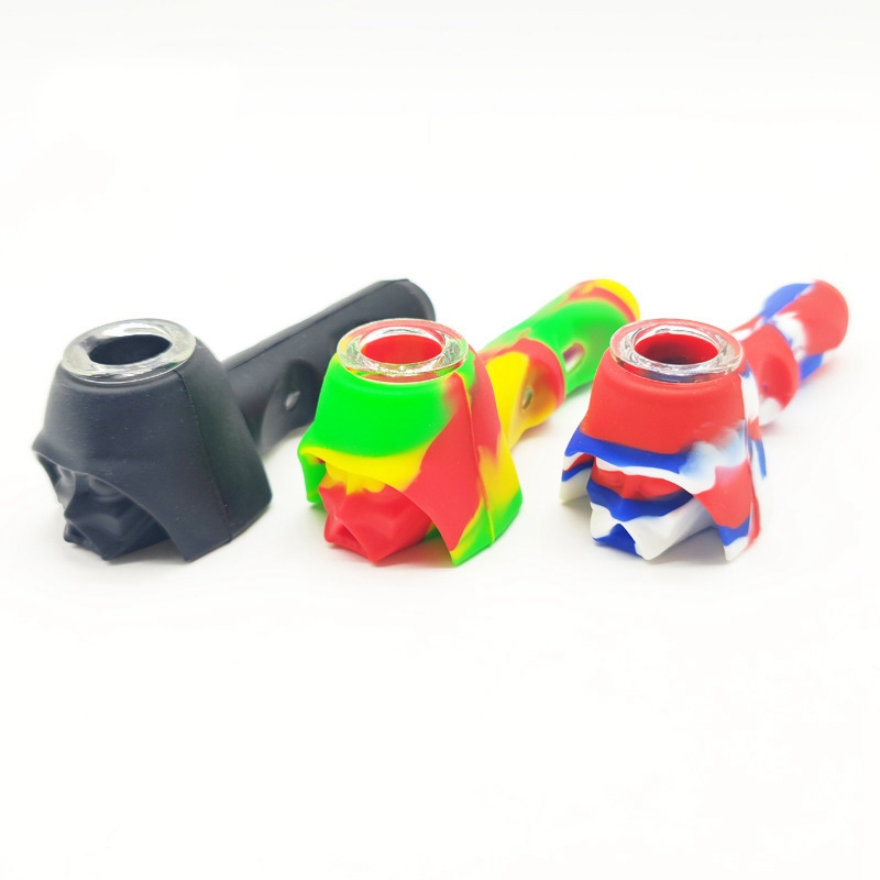 Derniers tuyaux en silicone colorés à la main Portable Warriors Style Verre Filtre Nineholes Écran Cuillère Bol Herbe Tabac Porte-Cigarette Narguilé Pipe À Eau Bong Fumer