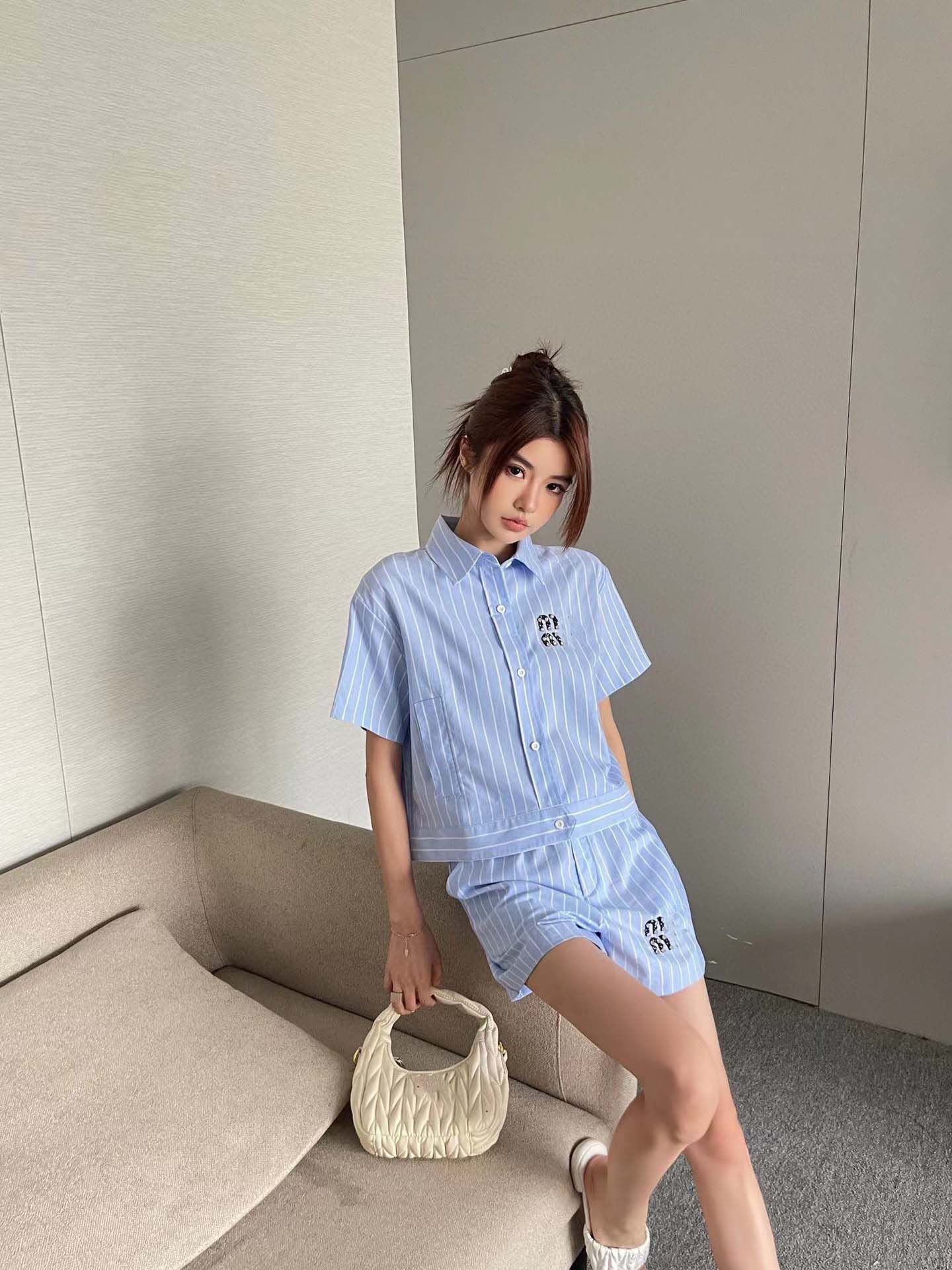 Women T Shirt Shorts Set Blue Letter Striped Blouse Short Outfit INS Summer Casual Tops Set