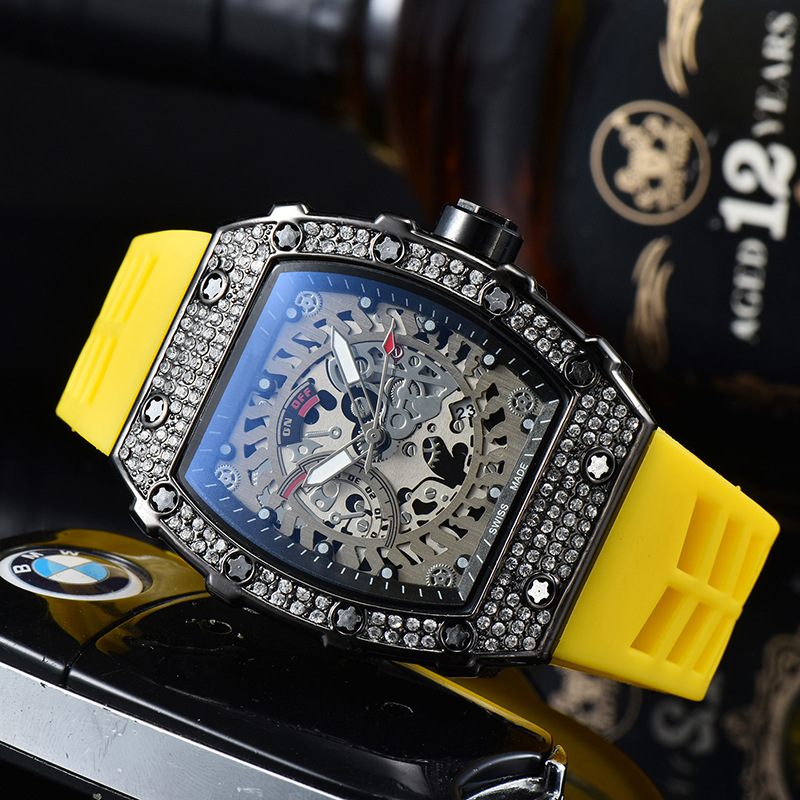 Manufacturers Supply Men's Business Fashion Personalized Barrel-Shaped Trend Diamond Quartz Watch 9791-h-Diamond