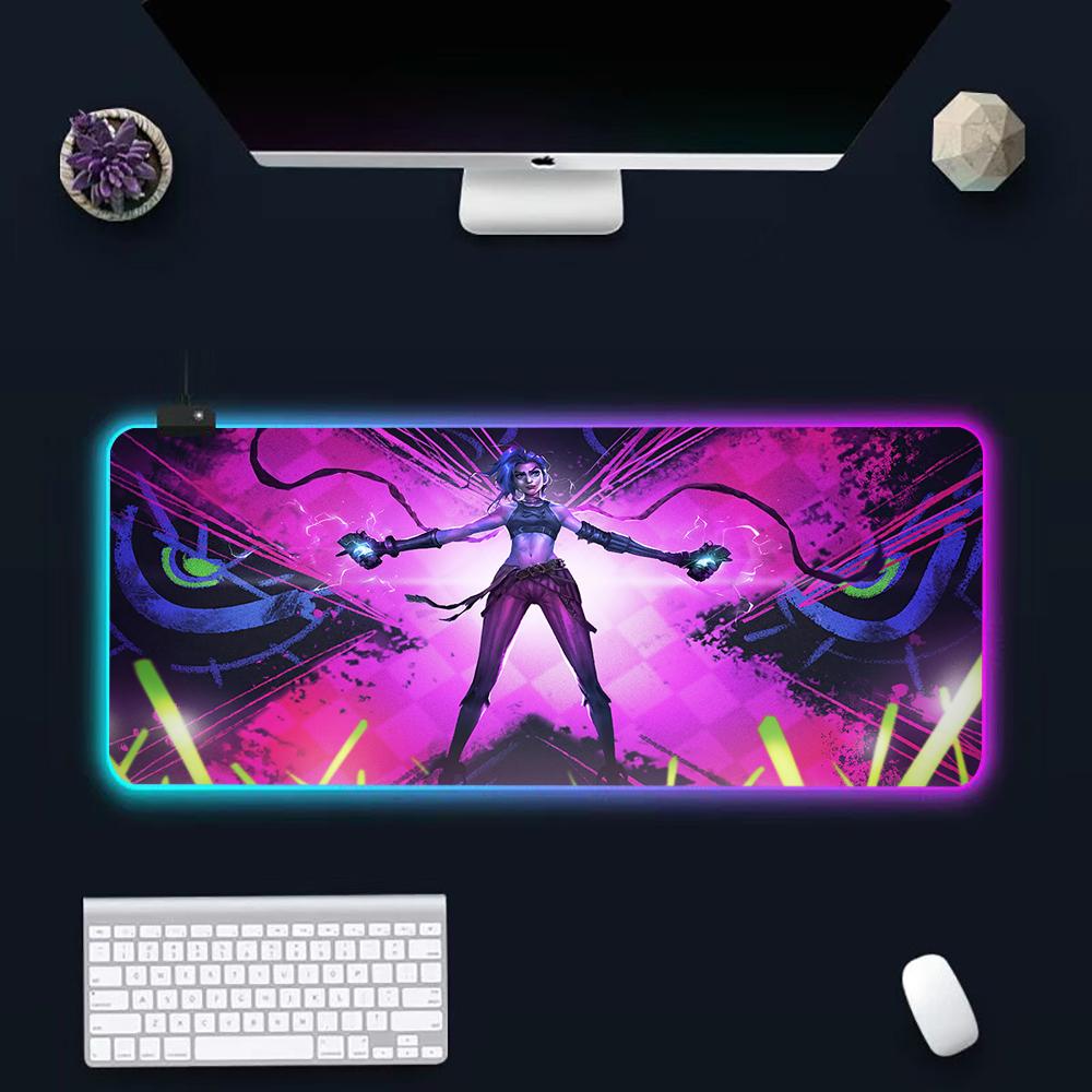 Descansa League of Legends Jinx RGB Pc Gamer Teclado Mouse Pad Mousepad LED Brilhante Tapetes de borracha para jogos de computador Mausepad