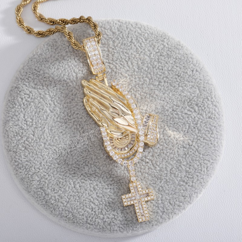 Cubic Zirconia Iced Out Bling Praying Hands Cross Pendenti Collane CZ Hand Of Prayer Charm Uomo Donna Gioielli