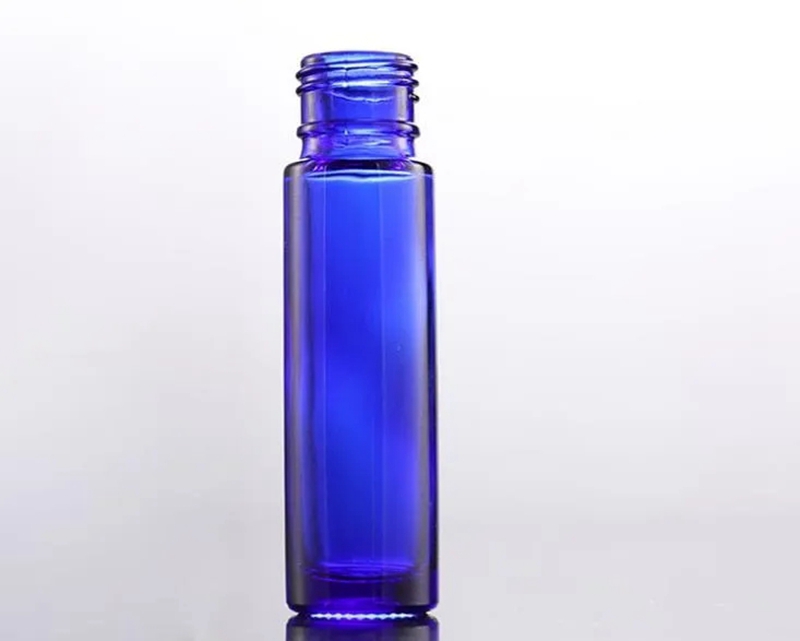 ボトルの卸売厚い10mlガラスロールアンバーブルー空の空のローラーボール香水ボトルは黒い蓋付き送料無料無料