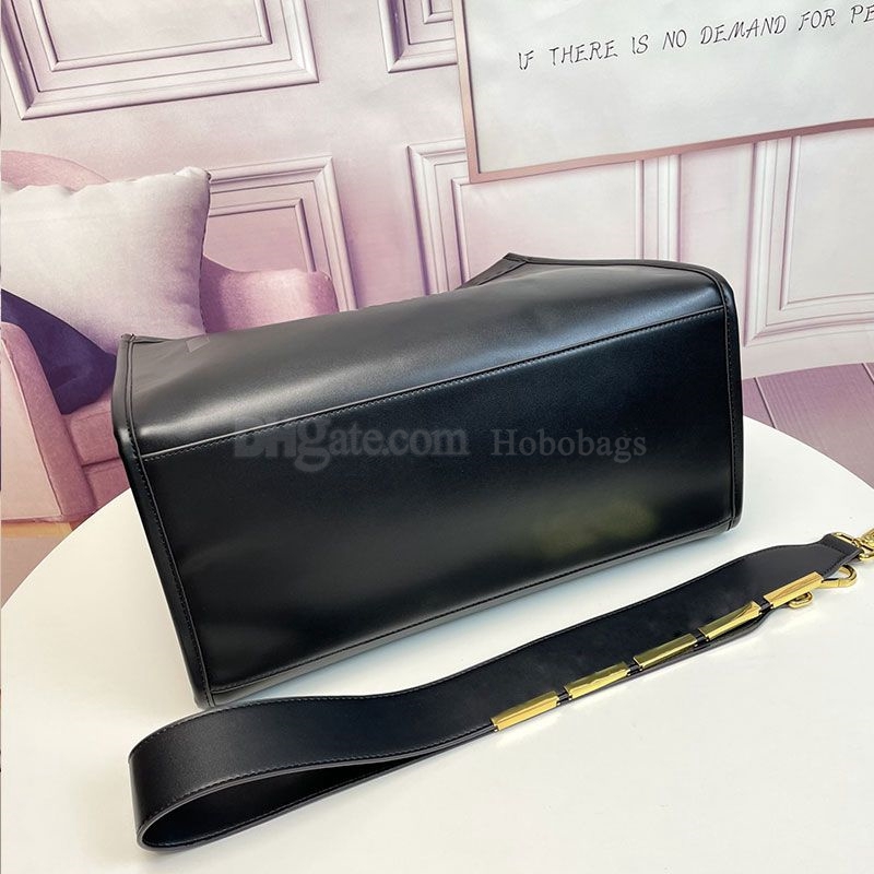 Tote Bags Women's Handbag Shoulder Bag crossbody Retro Fashion High Quality Letter Printing Amber Handle Wide Shoulder Strap Metal Accessories Designer Bag wallet