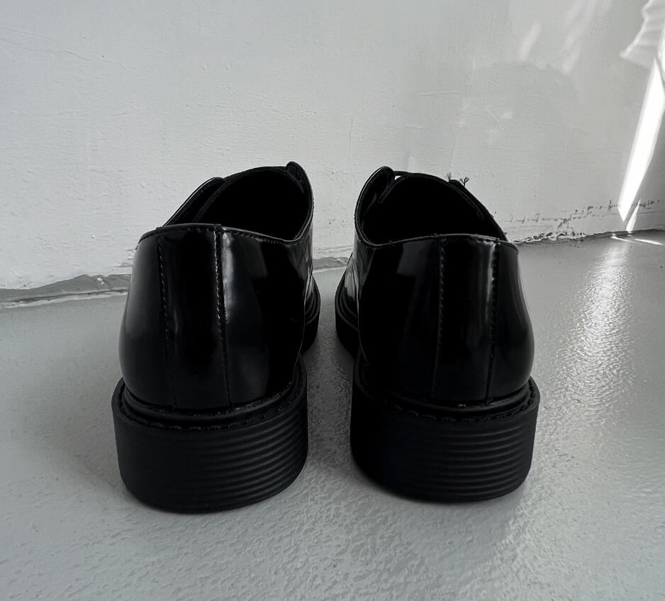 أزياء سوداء سميك كعب من الجلد أحذية البريطانية على الطراز البريطاني من الرجال أحذية عارضة