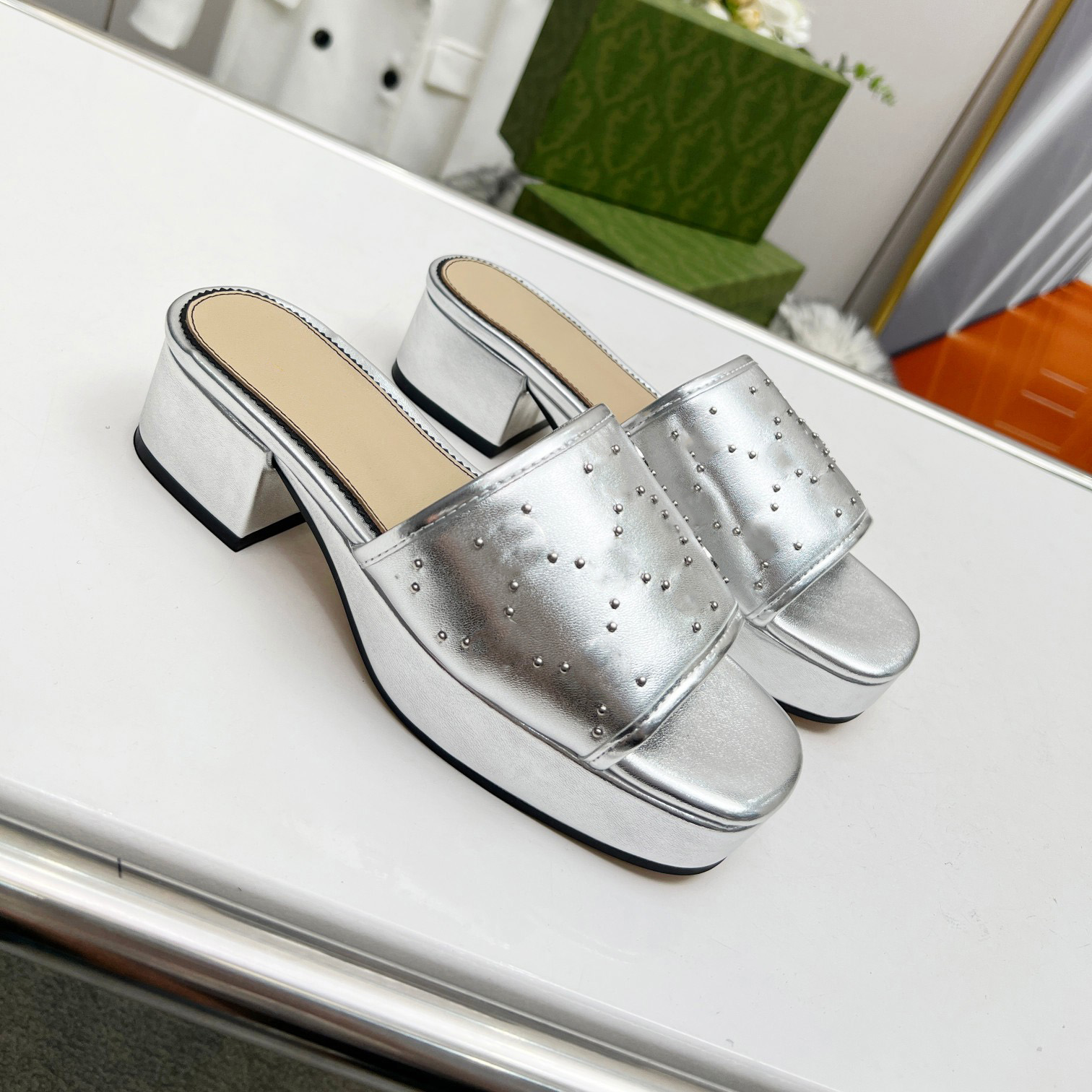 2023 Designer Women G Slippers Platform Slides Luxury Double G Letter Högklackade tjocka botten tofflor Fashion äkta läder yttersula Högkvalitativ klänningskor