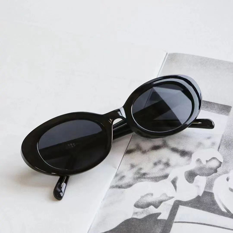 lyxiga solglasögon för kvinnor ovala designersolglasögon för män resande mode adumbral strand solglasögon glasögon 9 färger