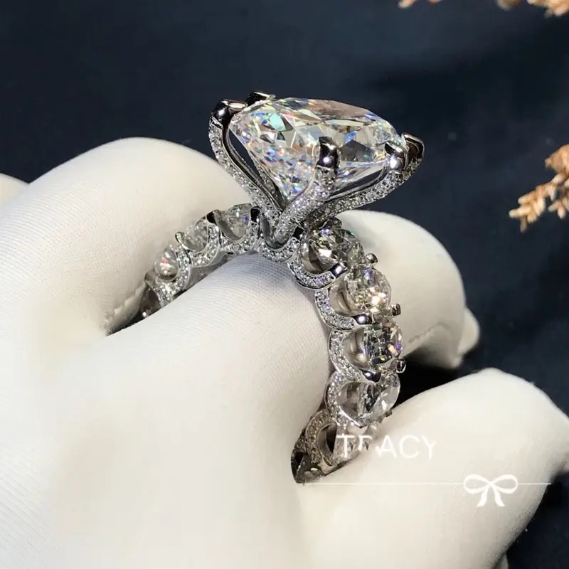 Tartışma Alyans Deluxe Takı 925 STERLING Gümüş Büyük Oval Kesim Beyaz Topaz Yüksek Kaliteli Taşlar Parti Sonsuzluk Kadın Nişan Band Ring Hediye