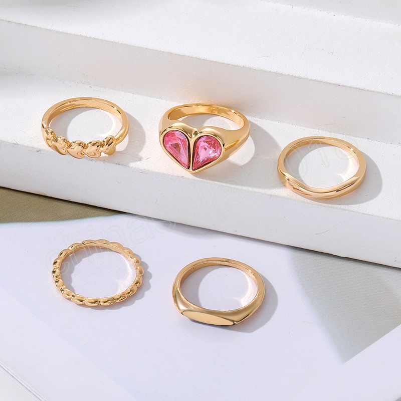 Süße rosa Kristall Zirkon Herz Ringe Set Gothic geometrische Gold Farbe Ring für Frauen Geschenk für Liebhaber Modeschmuck