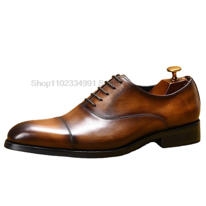 Scarpe oxford da uomo di lusso Abito stile classico di alta qualità Scarpe in vera pelle Scarpe da uomo formali con lacci marroni neri