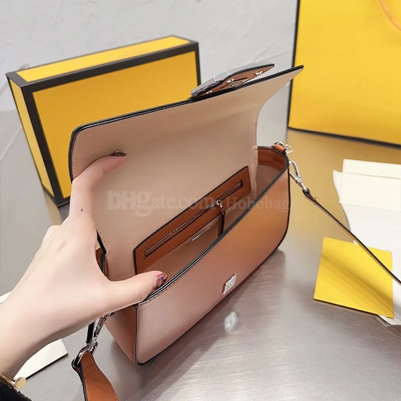 Модная дизайнерская сумка для женщин Сумки через плечо Горячая квадратная сумка-клатч из твердой натуральной кожи Серебряные сумки через плечо с магнитной пряжкой