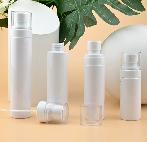 Garrafas de loção de plástico de garrafa de spray vazio 60ml 80ml 100ml 120ml Recipientes cosméticos recarregáveis ​​garrafa de atomizador de pulverização para viagem JL1012