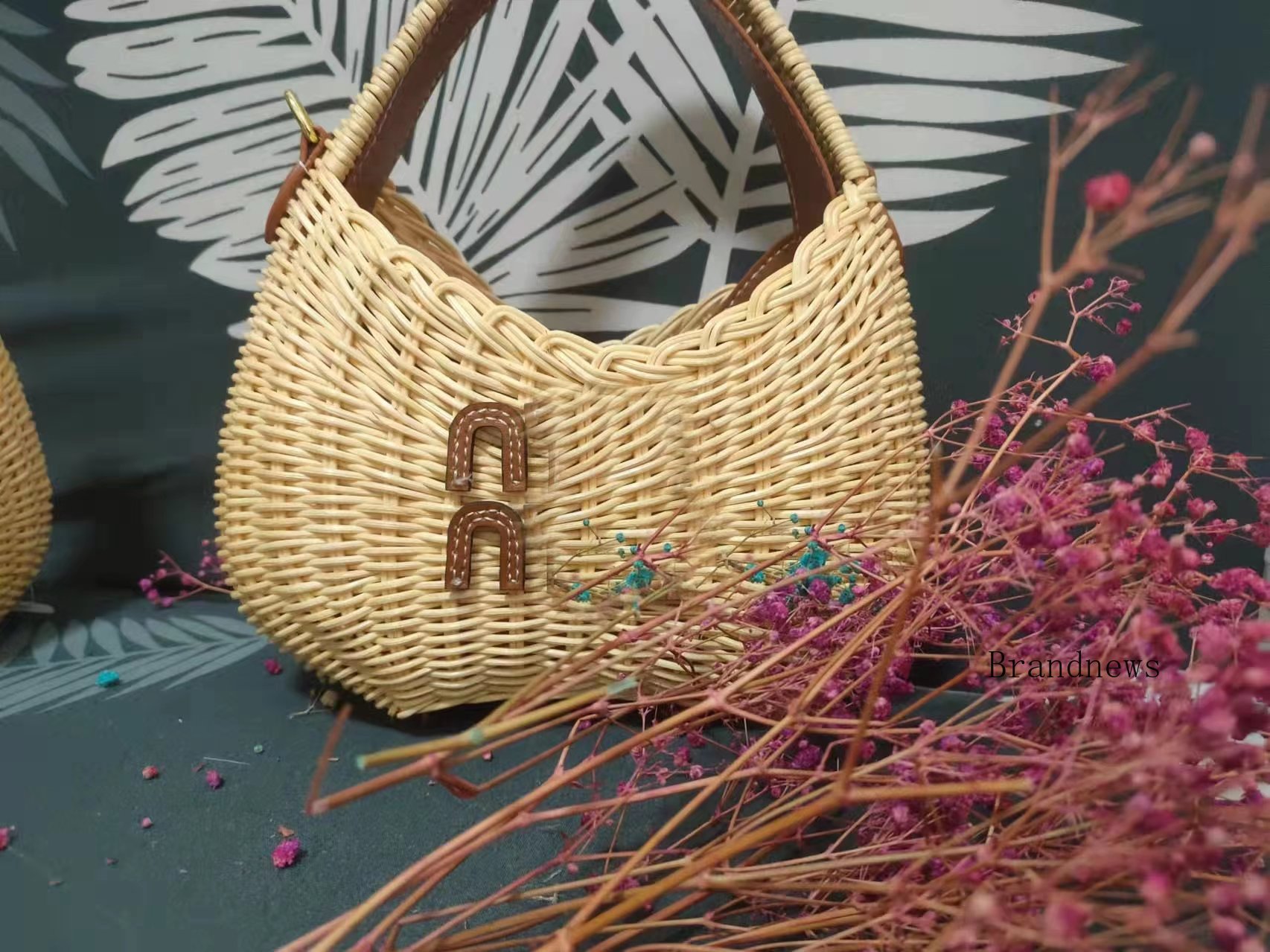 Borsa a mano in rattan di lusso Borsa a mano Borsa da donna Designer Pigna Borse in vimini intrecciate Donna Estate Borsa da spiaggia carina in paglia Bali Vacanze Borse da viaggio fatte a mano 2417