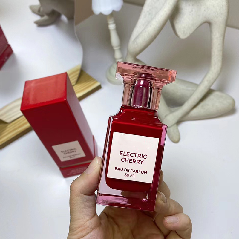 Parfymer Dofter för Kvinnor Män Köln ELECTRIC CHERRY Spray 50/100 ML EDP Parfym Designer Naturlig Unisex Långvarig Doft Doft Till Present 3,4 FL.OZ Partihandel