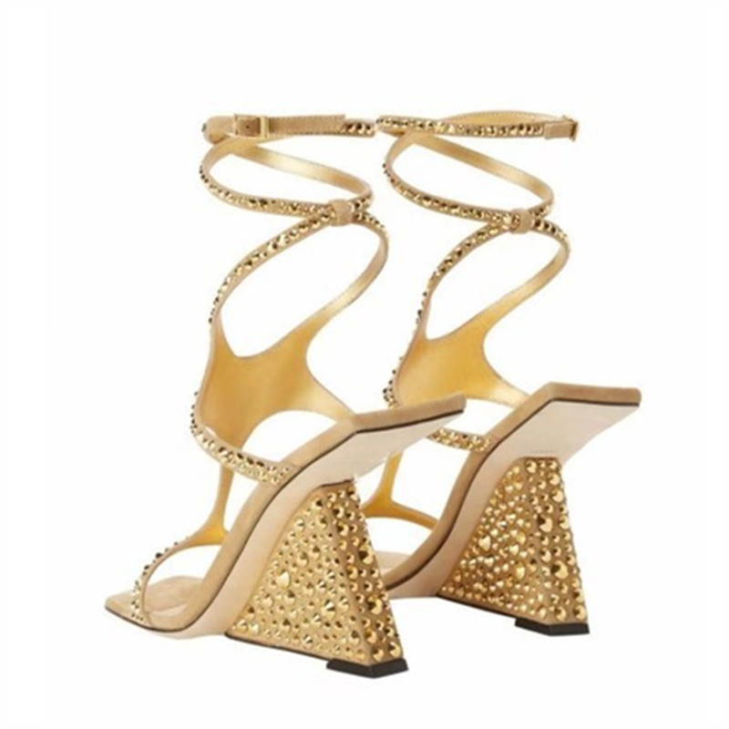 Womens Sandals Summer 2023 High Heel Wedges Crystal Women Pumps Cross Strap Gladiator Sandalias Designer Lady Gold Dress Shoes