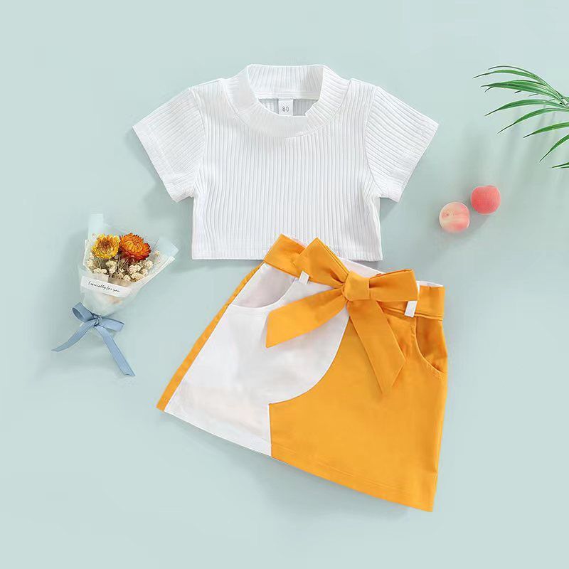 Kinder-Sommerkleidungsset mit Oberteil und Rock, modischer Rock, atmungsaktive Oberteile für Mädchen, reine Baumwolle, hochwertiges Kleid, Halbrock-Sets, hochwertiger Anzug, modische Anzüge im neuen Stil