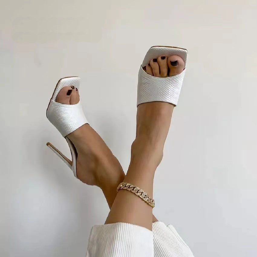 Sandálias de Salto Feminino Dedo Aberto Chinelos Stiletto Feminino Dedo Quadrado Casual Chinelo Salto Sapato Sapato Sapato de Festa Moda Verão Simples