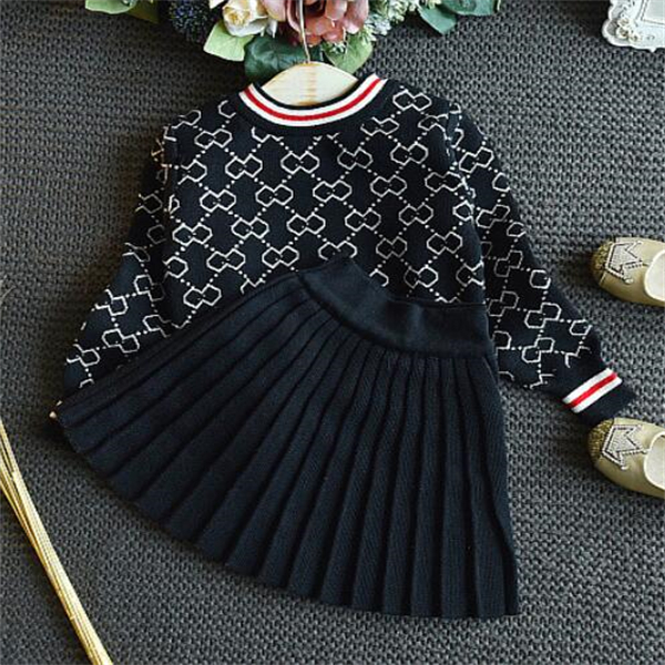 New Spring and Autumn Baby Girl Kids Clothing Allmatch Knitted Sweater Top and Pleated Skirt Suit