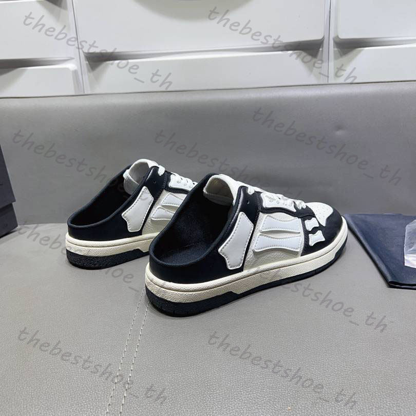 Designer Scarpe casual Uomo Donna Con la suola spessa Versatile Alla moda Lussuoso Panda Bianco Nero Grigio Nebbia Scarpe da college a tre polveri Scarpe da ginnastica