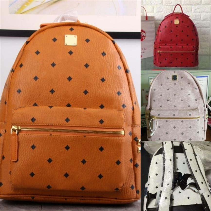 Topkwaliteit klassieke mode Koreaanse versie Punk Rivet School Tassen reizen Male en vrouwelijke student Backpack298A